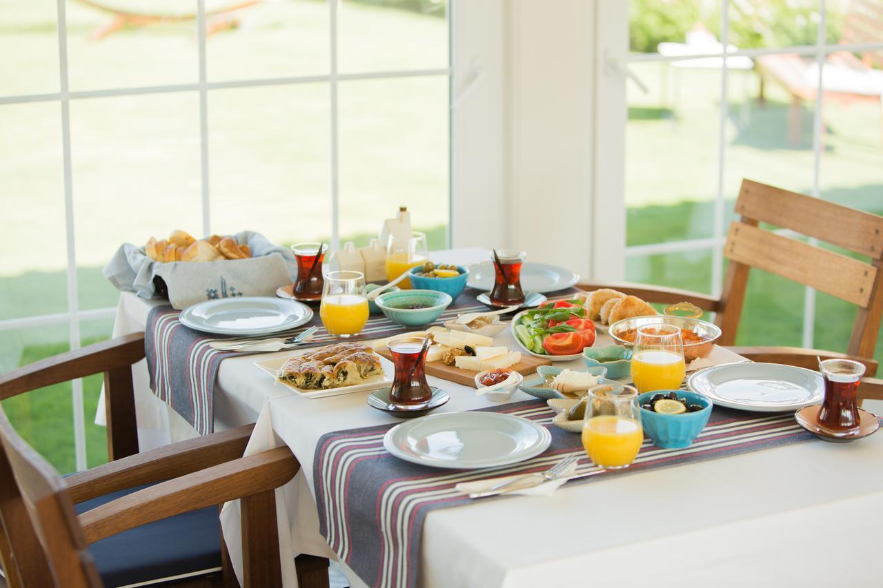 Levin Hotel Alacatı Bagian luar foto