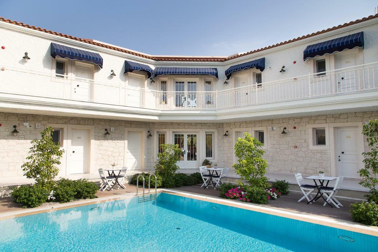 Levin Hotel Alacatı Bagian luar foto